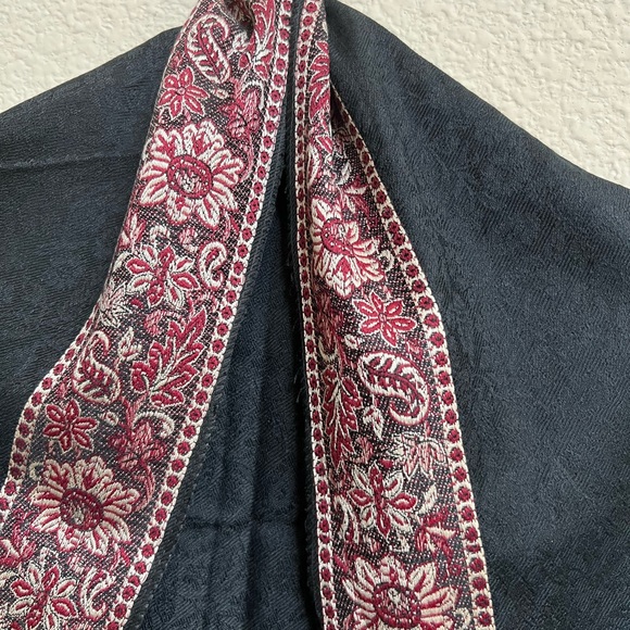 Embroidered Border pattern Reversible Holidays Pashmina Shawl Stole scarf Wrap - Picture 14 of 14